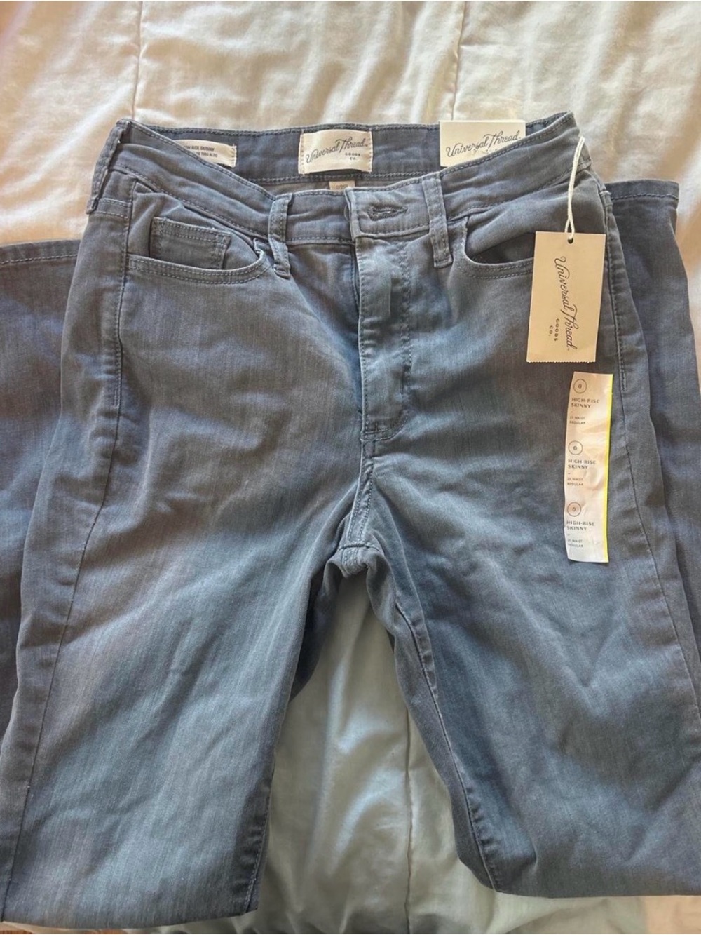 Universal Thread Medium Wash Blue Straight Jeans